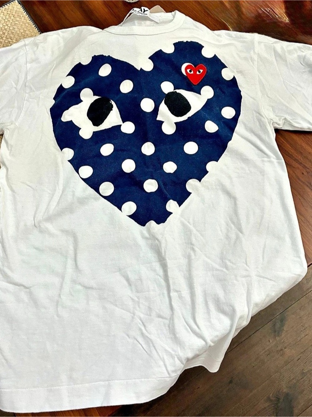 PLAY Comme des Garçons T-Shirt Polka Dot Heart Tee in White & Blue Size XL NWOT